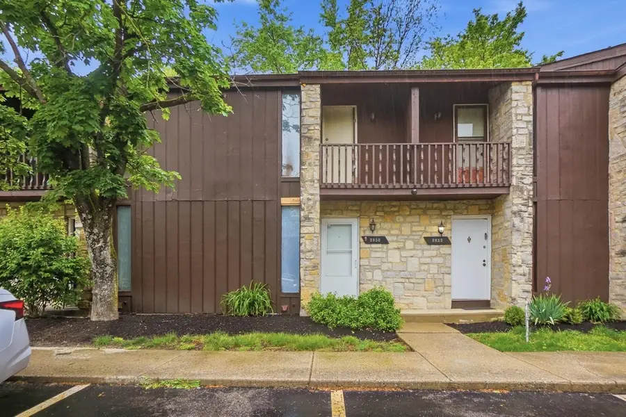 2850 Stonecreek Court, Columbus, OH 43224 - #2
