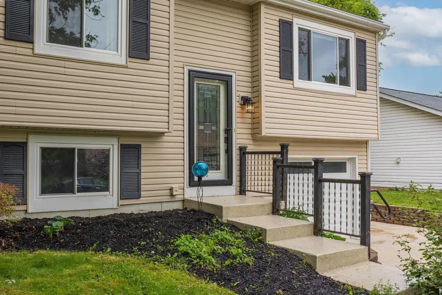 721 Mistletoe Street, Columbus, OH 43230 - #3