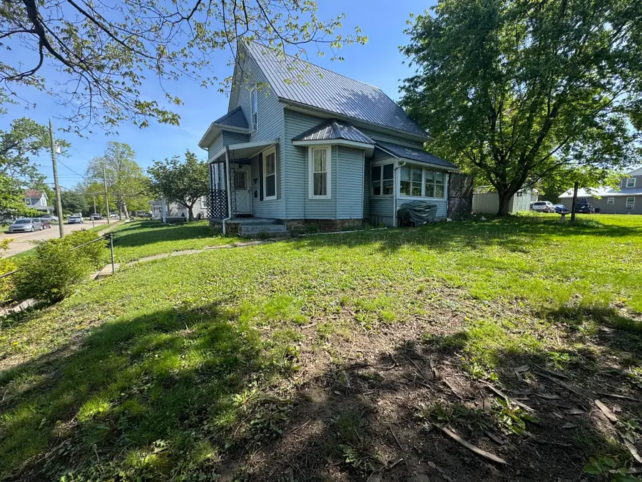 112 N Walnut Street, Mount Gilead, OH 43338 - #3