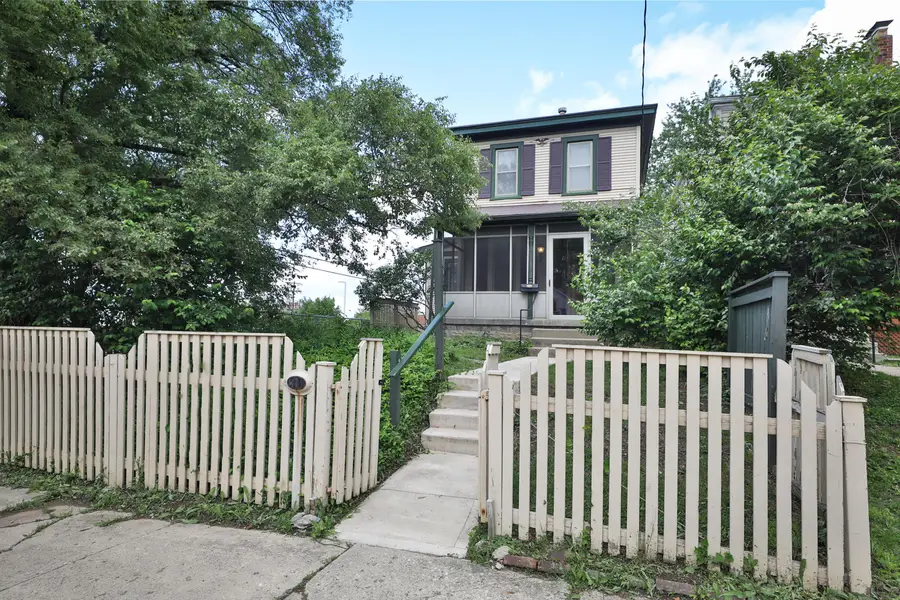 30 E Dodridge Street, Columbus, OH 43202 - #2
