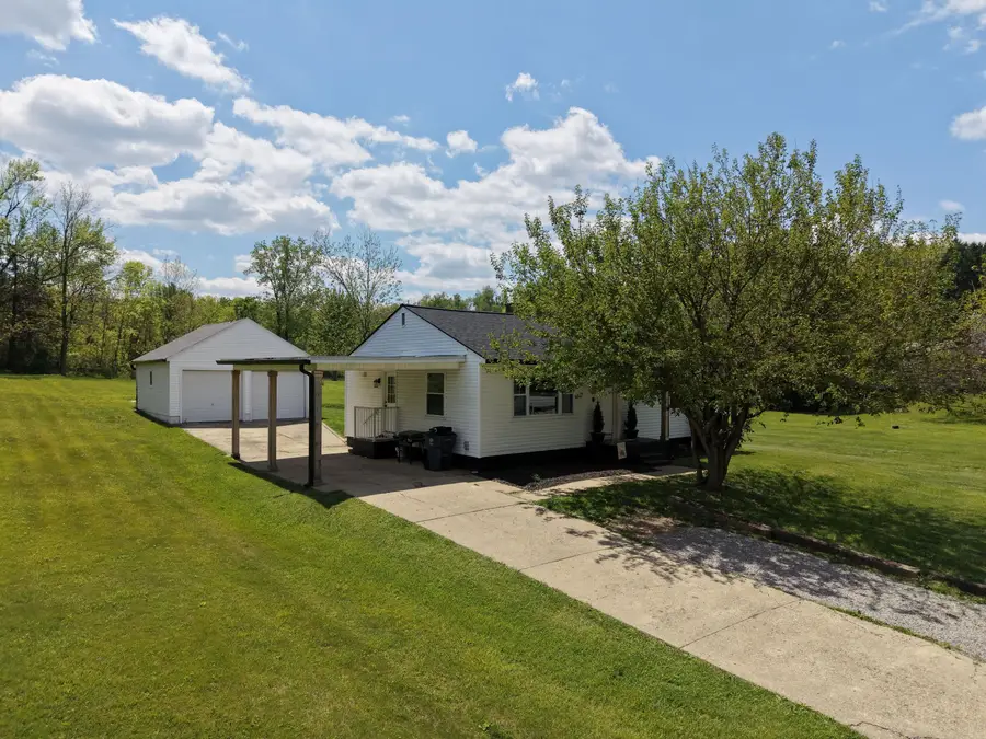 1105 Coonpath Road Nw, Lancaster, OH 43130 - #2