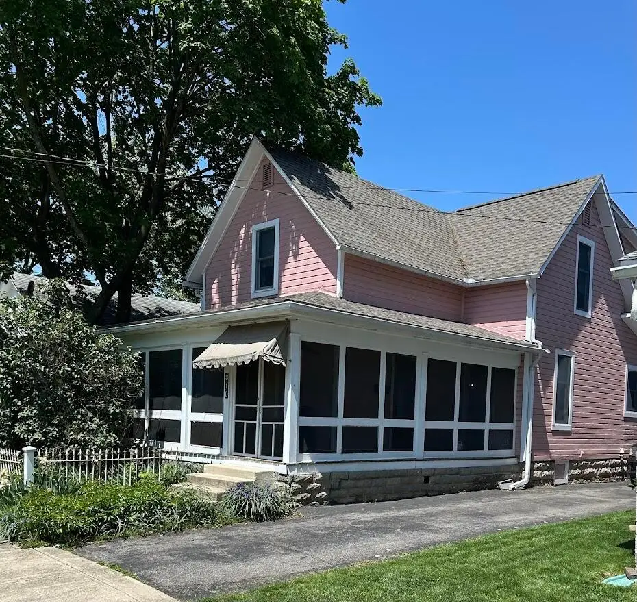 310 W 6th Street, Marysville, OH 43040 - #1