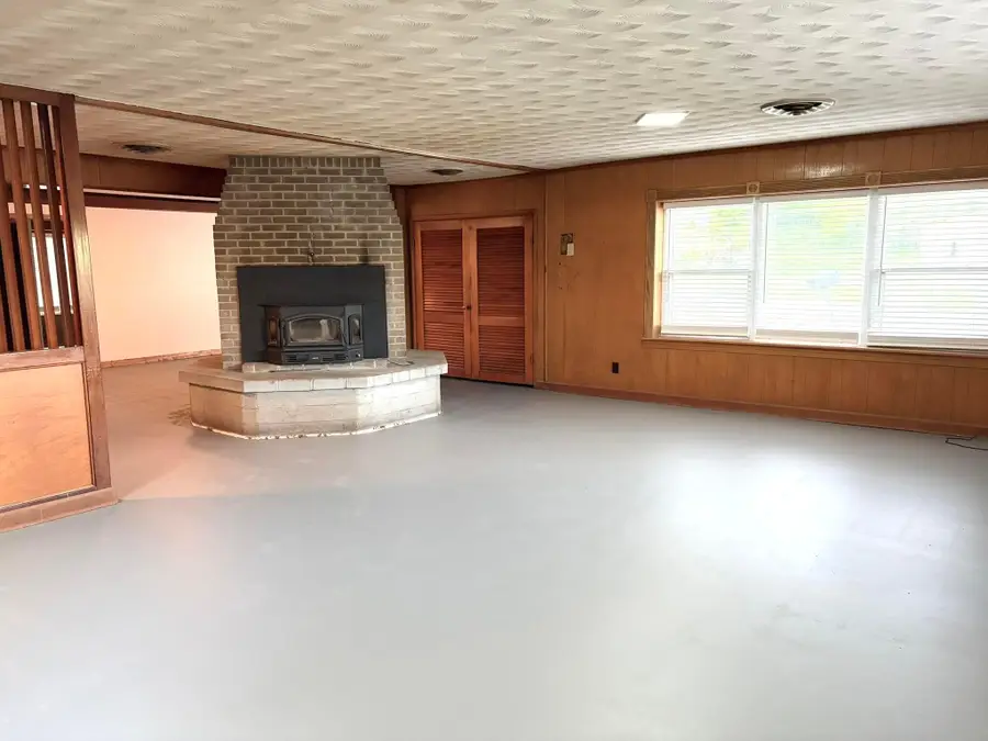 7485 Mount Vernon Road, Saint Louisville, OH 43071 - #2