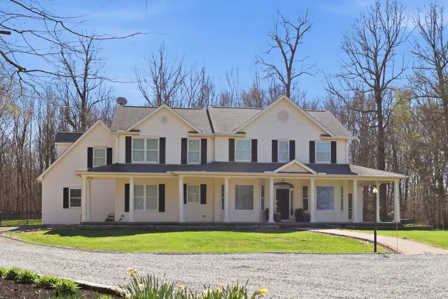7341 Hollow Road Sw, Pataskala, OH 43062 - #2