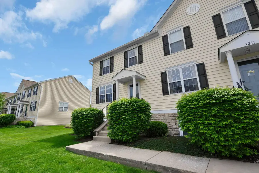 7235 Colonial Affair Drive, New Albany, OH 43054 - #2