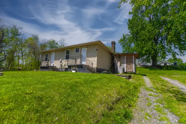 7300 Simmons Church Road, Centerburg, OH 43011