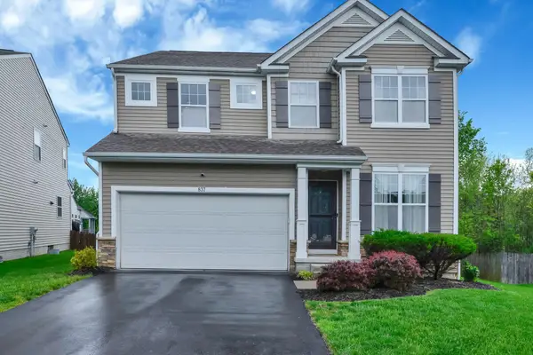 837 Holly Farms Drive, Blacklick, OH 43004
