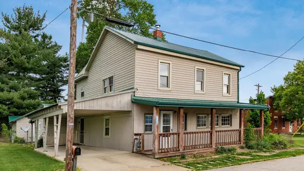 106 W Gay Street, Somerset, OH 43783