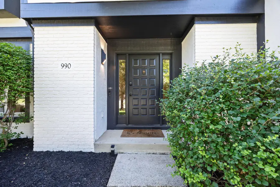 990 Venetian Way, Columbus, OH 43230 - #3