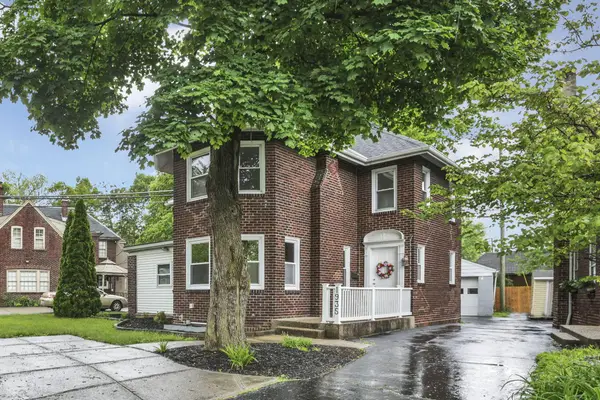 1935 Greenway Avenue S, Columbus, OH 43219
