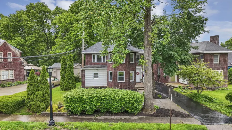 1935 Greenway Avenue S, Columbus, OH 43219 - #3