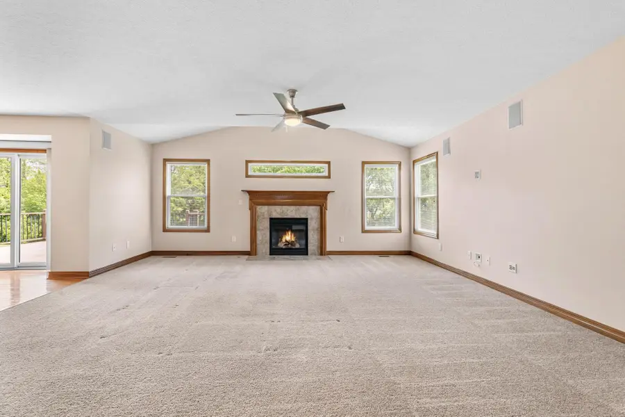 11710 Bridgewater Drive, Pickerington, OH 43147 - #2