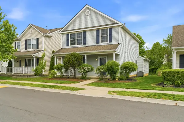 8778 Olenmead Drive, Lewis Center, OH 43035
