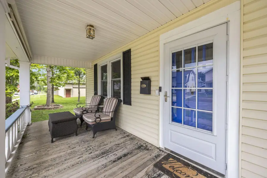 204 Neal Avenue, Newark, OH 43055 - #3