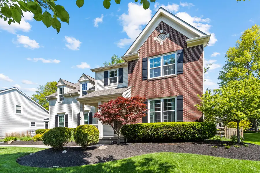 6180 Beaumont Square, Lewis Center, OH 43035 - #3