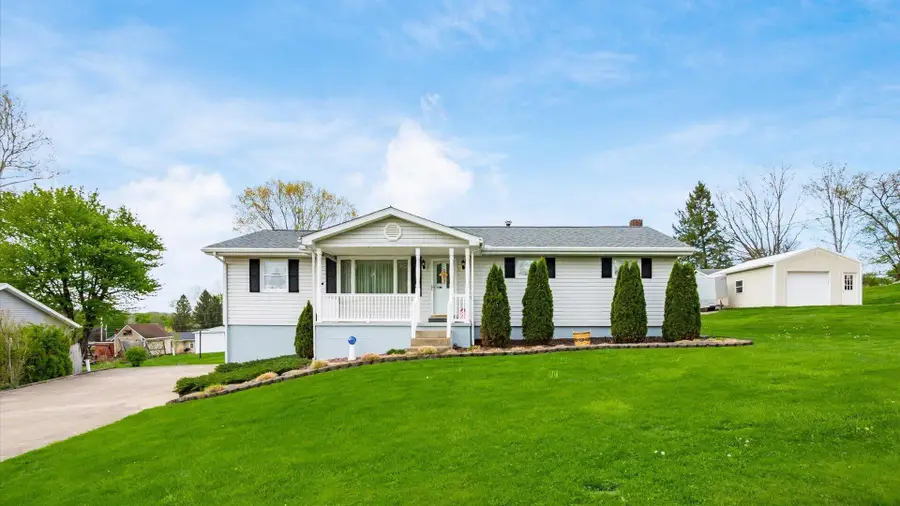 118 S Willow Drive, Zanesville, OH 43701 - #2