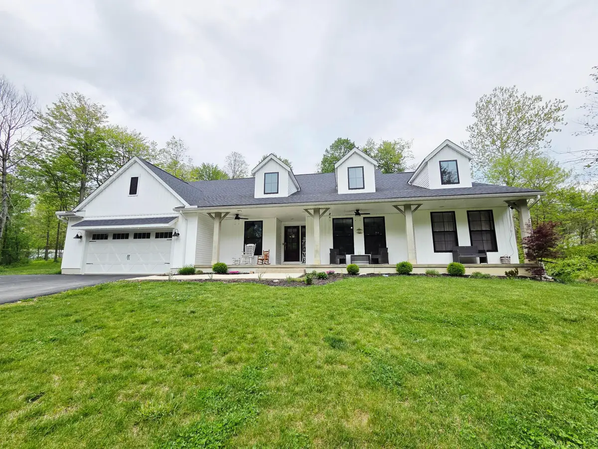 4451 Hazelton-etna Road Sw, Pataskala, OH 43062 - #1