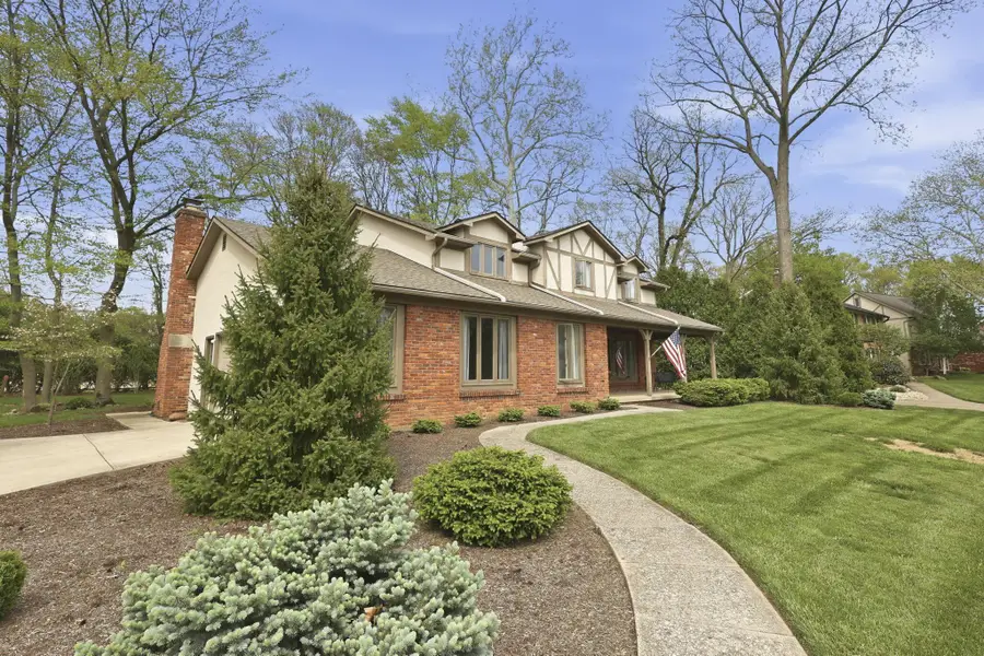 1250 Briarmeadow Drive, Columbus, OH 43235 - #3