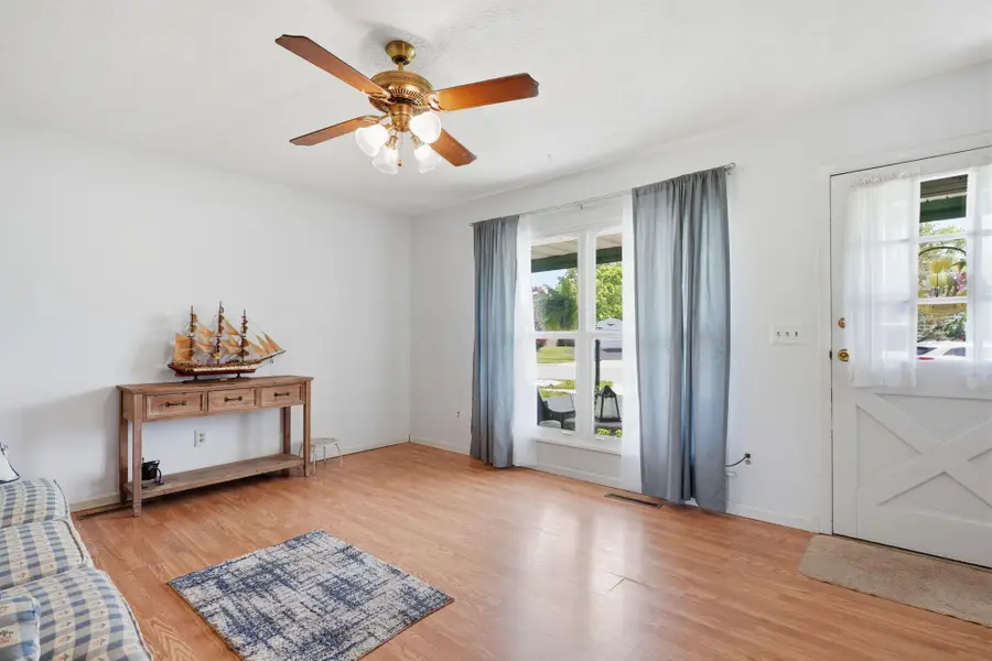 4903 Astoria Avenue, Columbus, OH 43207 - #3