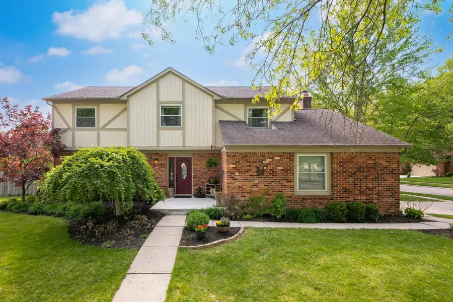 7971 Stonehurst Drive, Dublin, OH 43016 - #2