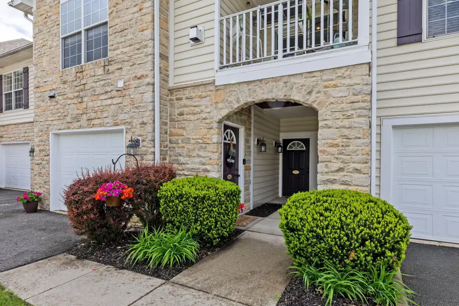 4963 Ivyvine Boulevard, Dublin, OH 43016 - #2