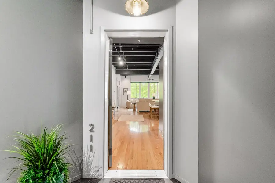 17 W 3rd Avenue, Columbus, OH 43201 - #3