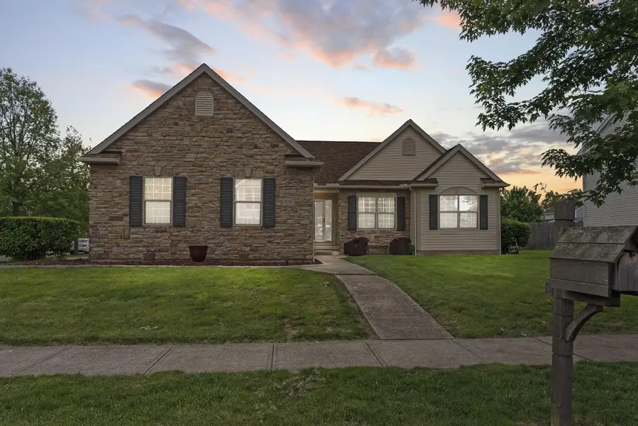 5738 Little Red Rover Street, Groveport, OH 43125 - #2