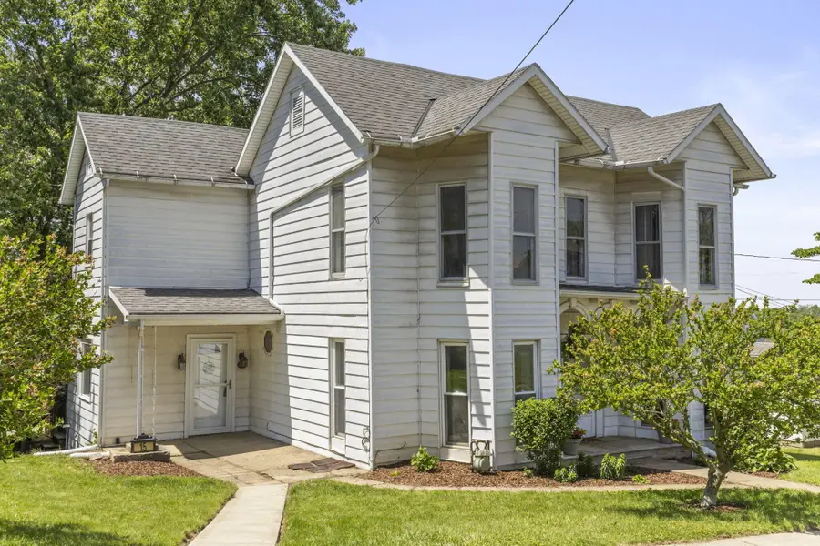 15 Southwest Street, Thornville, OH 43076 - #3