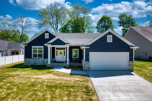 1725 Pleasantview Drive, Lancaster, OH 43130