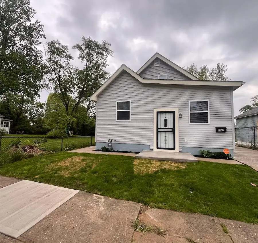 2867 E 10th Avenue, Columbus, OH 43219 - #3