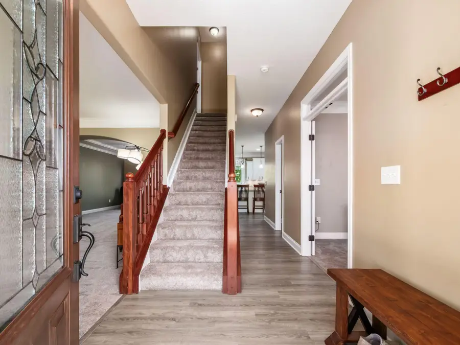 6074 Baumeister Drive, Hilliard, OH 43026 - #2