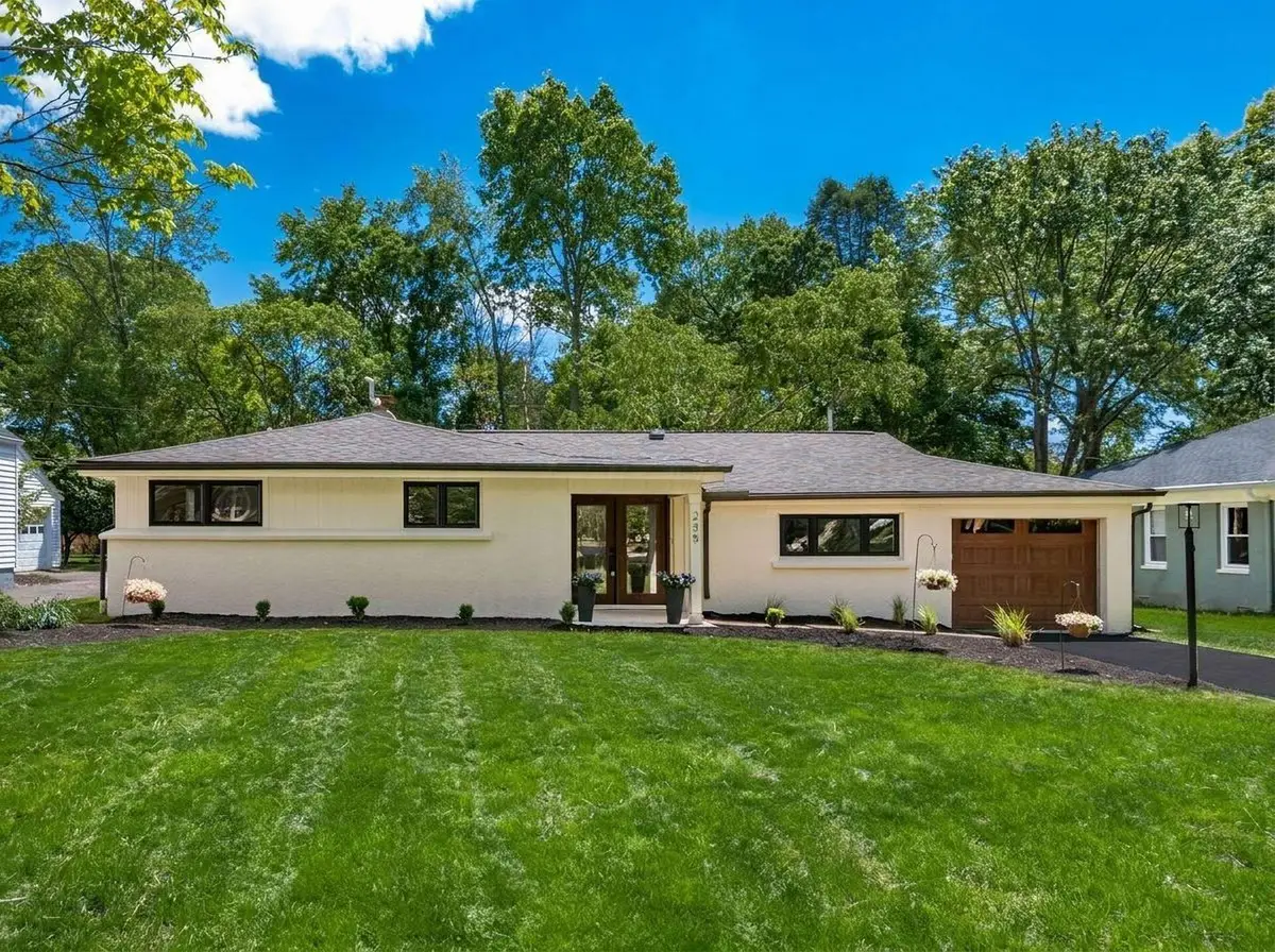 235 W Southington Avenue, Columbus, OH 43085 - #1