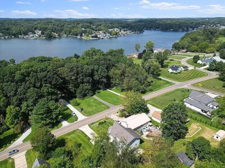 3846 Apple Valley Drive, Howard, OH 43028 - #2