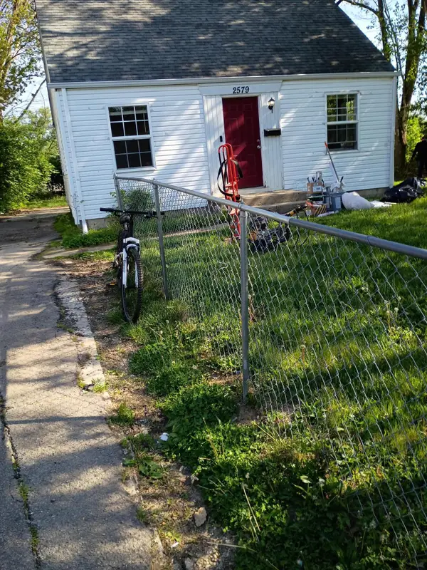 2579 Lexington Avenue, Columbus, OH 43211