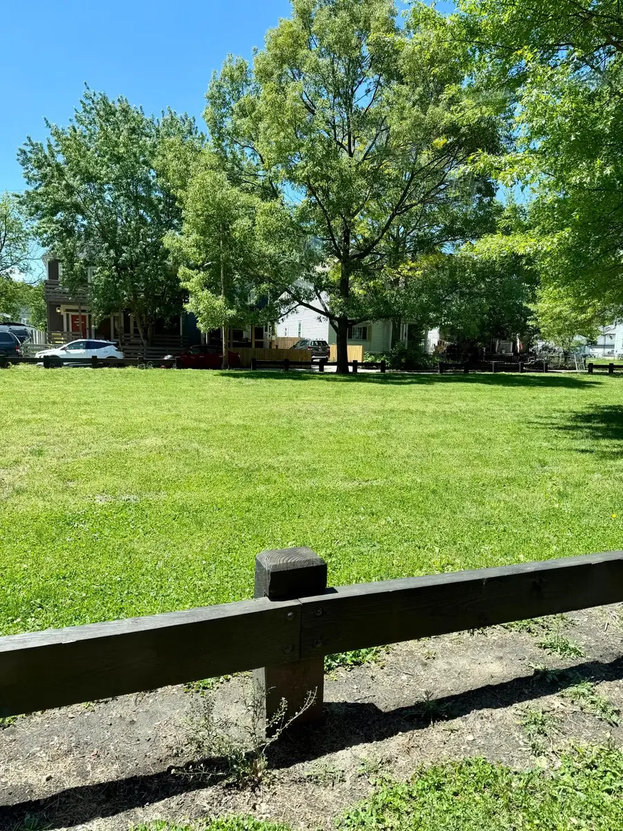 250 W Park Avenue, Columbus, OH 43223 - #3