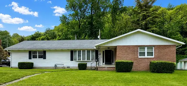 122 Saint Charles Street, Nelsonville, OH 45764