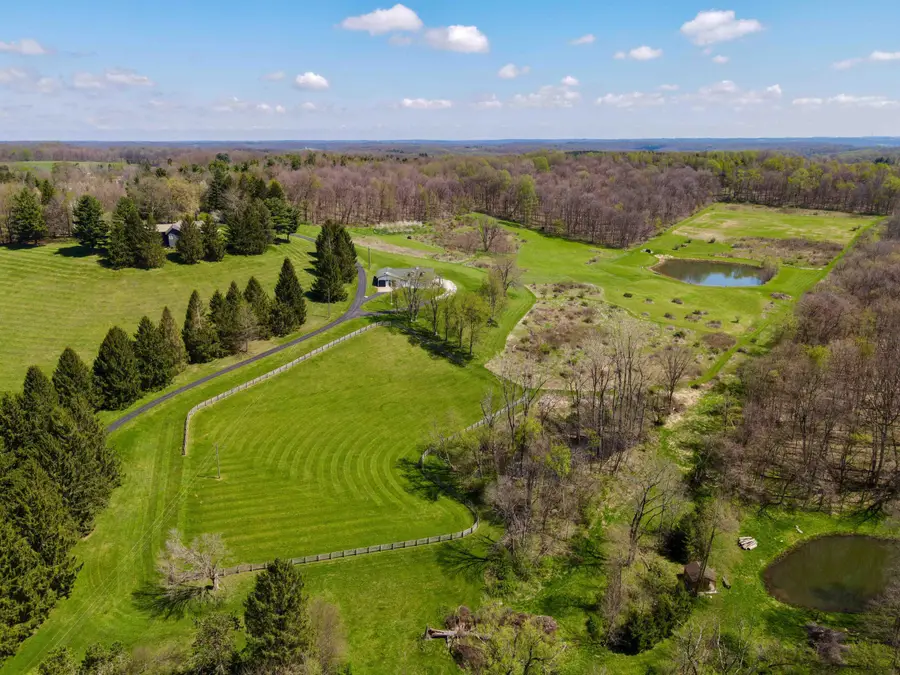 1085 Pleasant Valley Road, Mansfield, OH 44903 - #3
