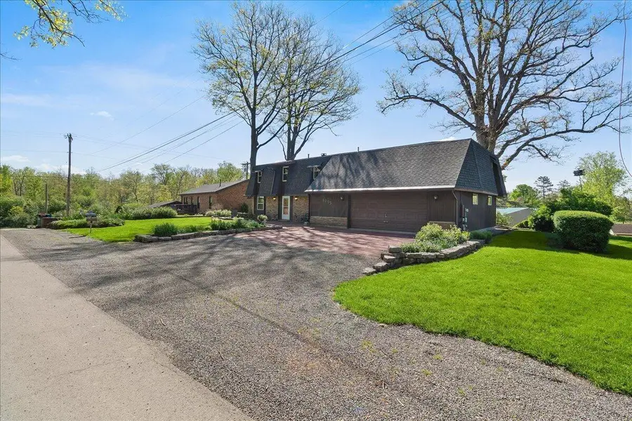 8095 Blue Heron Cv, Huntsville, OH 43324 - #3