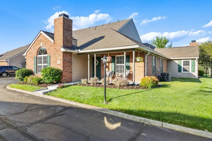 545 Chardonnay Lane, Lewis Center, OH 43035 - #2