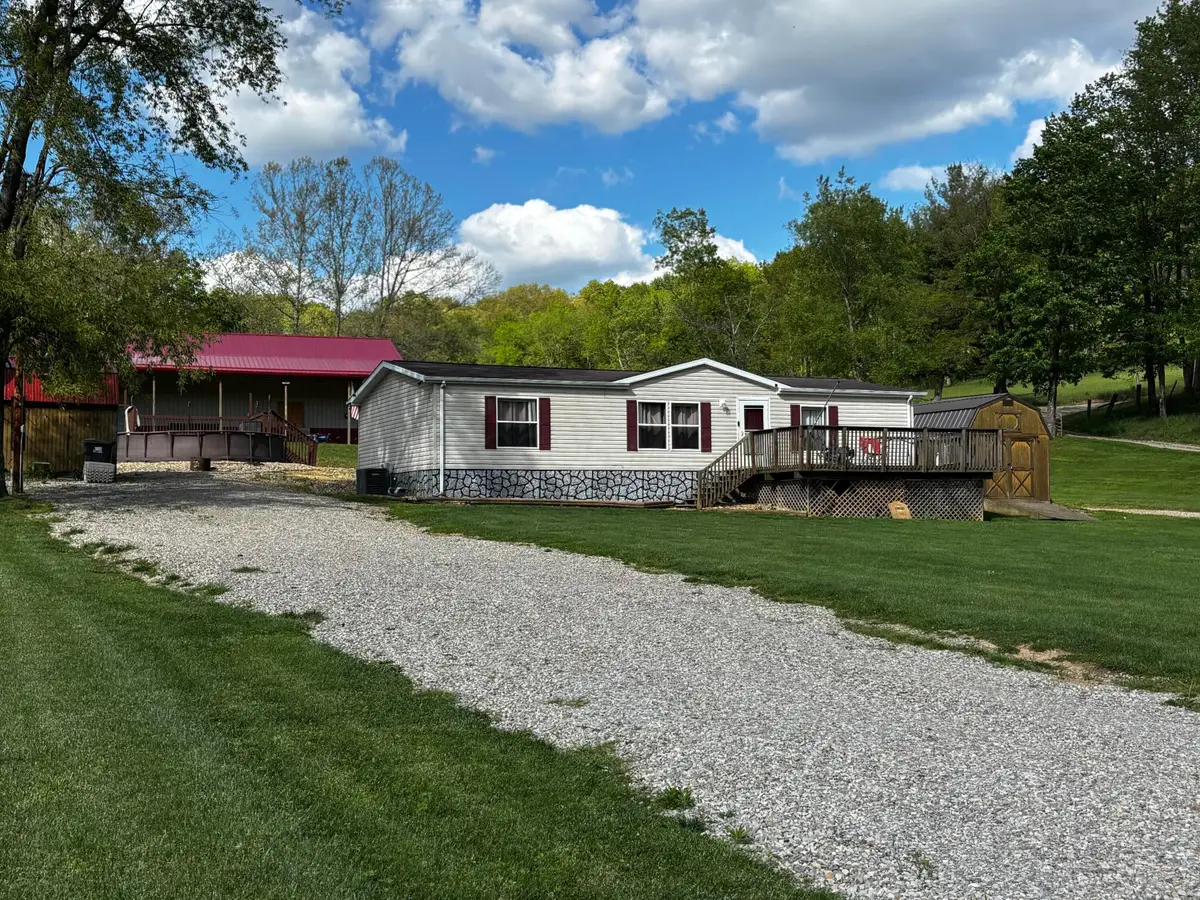 4230 Dragoo Road, Nashport, OH 43830 - #1