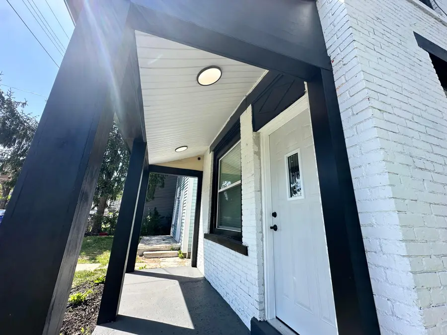 38 E Innis Avenue, Columbus, OH 43207 - #3