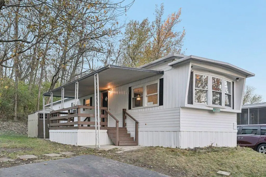 99 Hampton Ln, Reynoldsburg, OH 43068 - #1