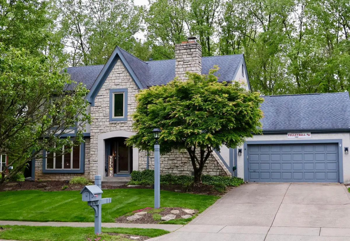 6741 Lakeside Circle W, Columbus, OH 43085 - #1