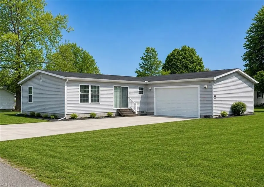 12585 3rd Avenue, Trinway, OH 43842 - #2