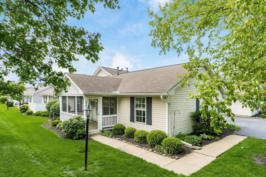 8605 Victoria Meadow Lane, Reynoldsburg, OH 43068 - #2