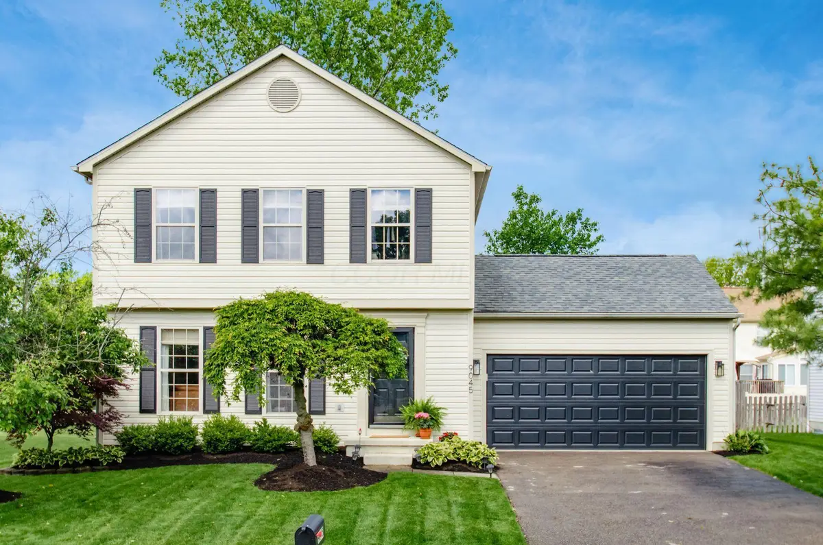 9045 Holquest Drive, Lewis Center, OH 43035 - #1