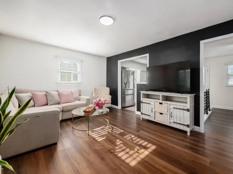 175 E Weisheimer Road, Columbus, OH 43214 - #3