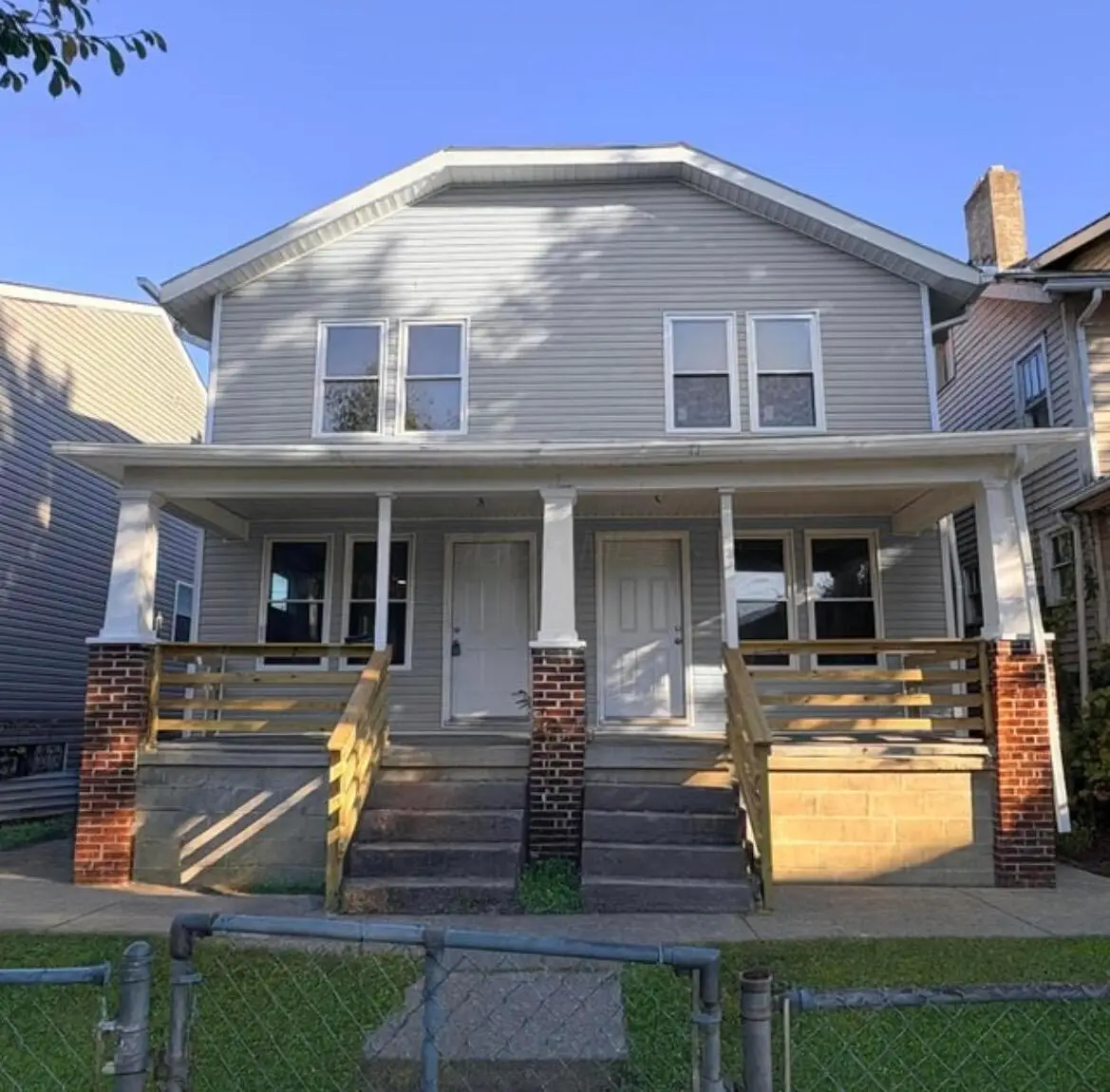 1074 E 15th Avenue, Columbus, OH 43211 - #1