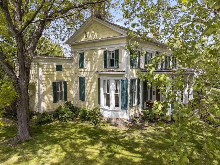 325 E Chestnut Street, Lancaster, OH 43130 - #3