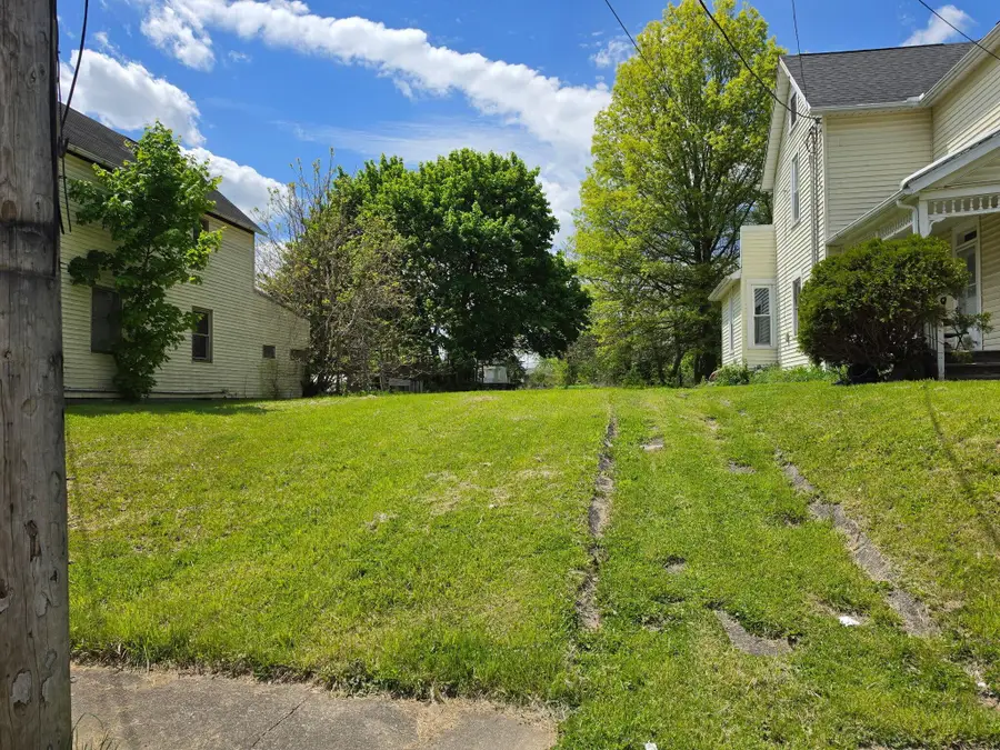 495 Johns Avenue, Mansfield, OH 44903 - #2